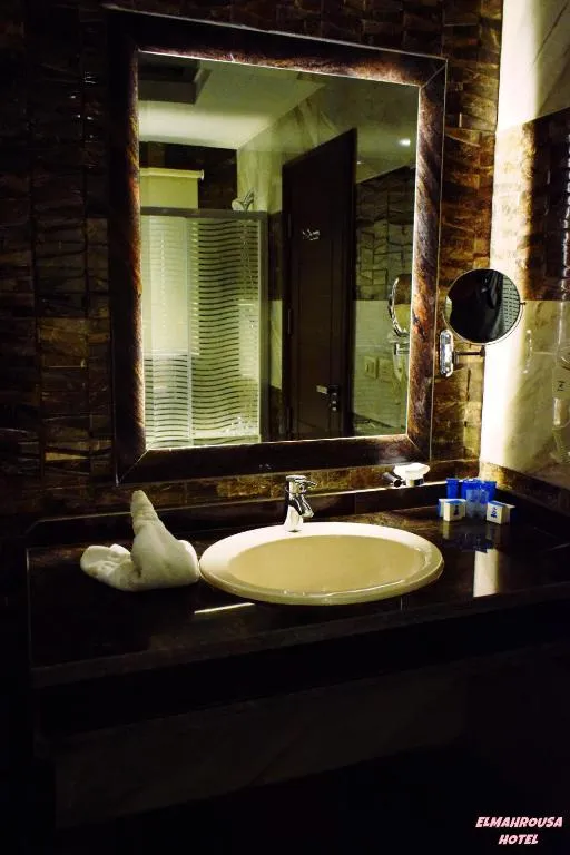 Suite with City View