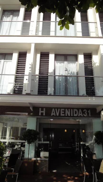 Discover the Comfort and Convenience of Hotel Avenida 31